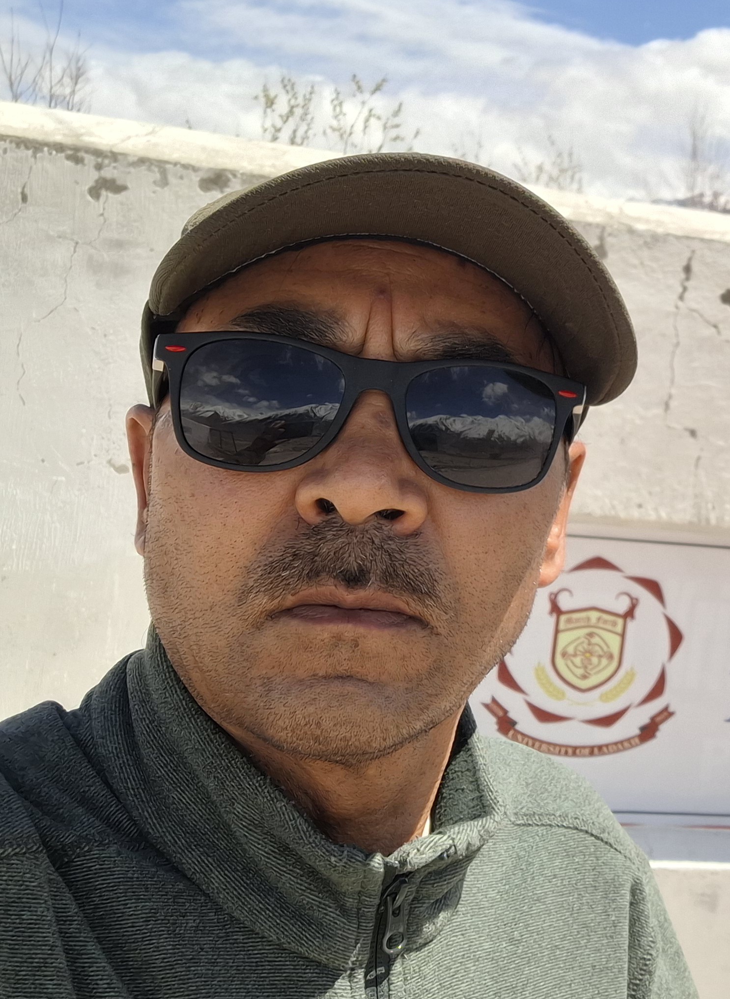 Dr Fakur alam shah khan